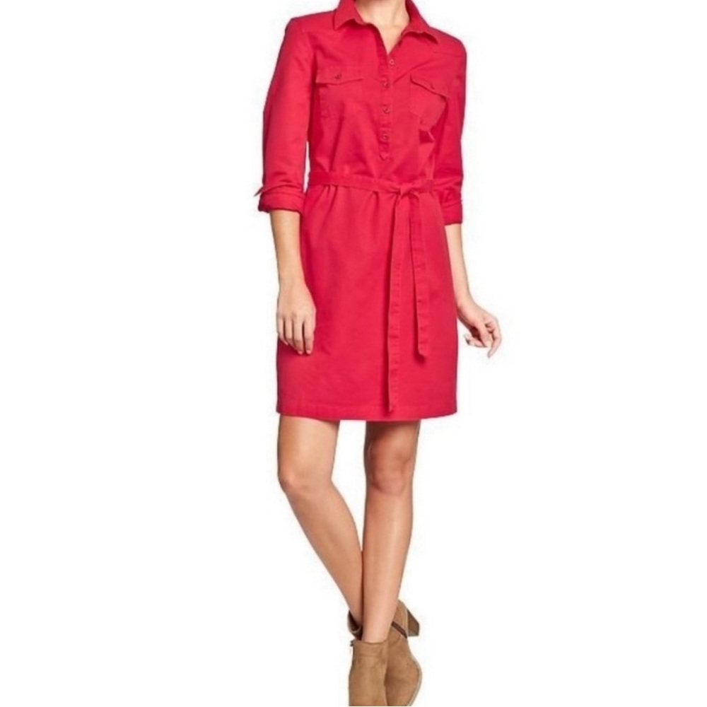 Old Navy Belted Shirt Dress. Long Sleeves. Pockets.